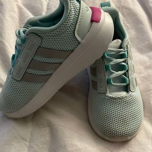 Adidas toddler girl shoe